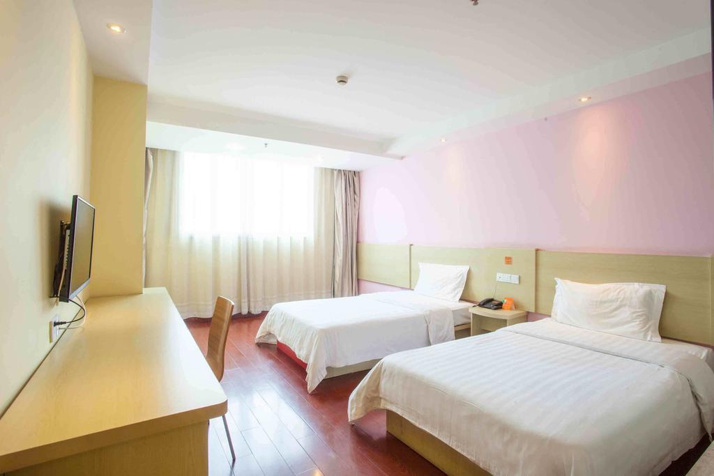 7Days Inn Tianjin Haihe East Road Wanda Centre الغرفة الصورة